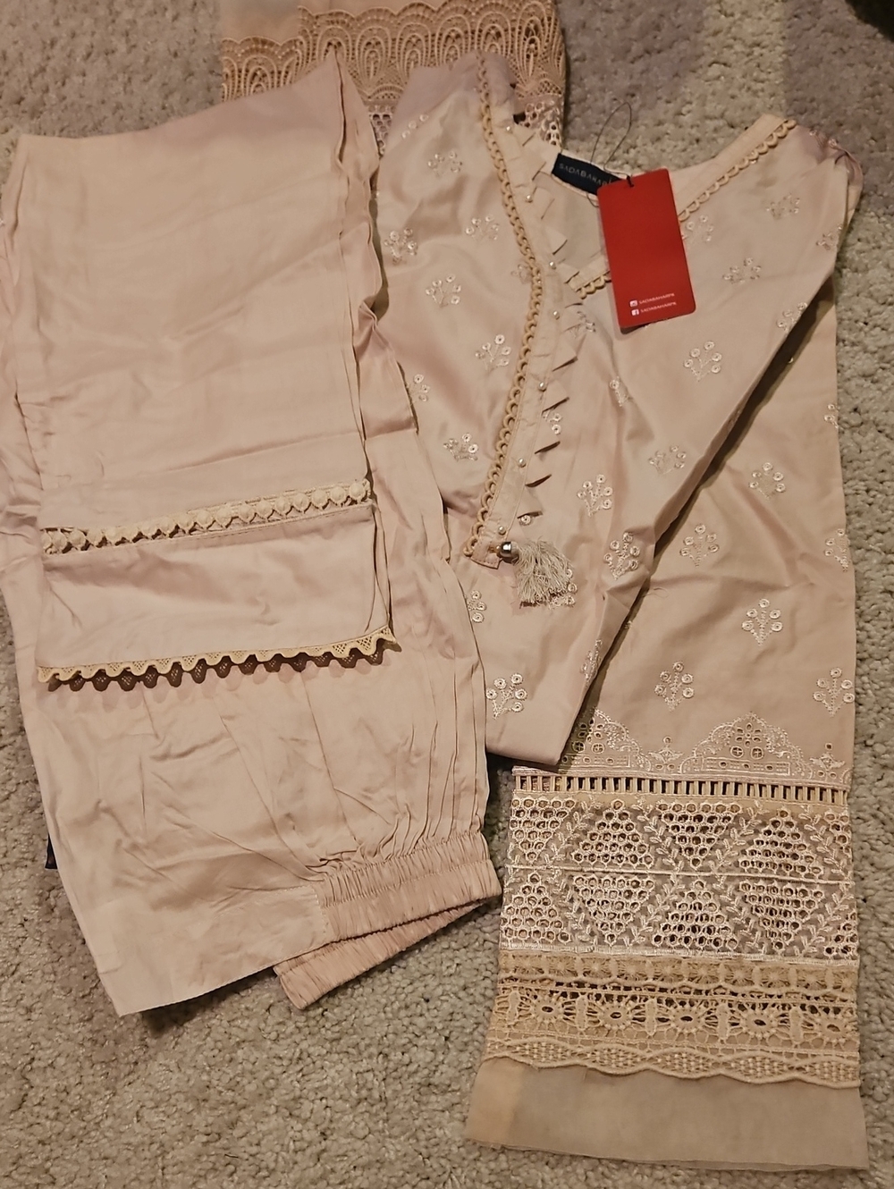 Kurta Set Women's Embroidered Pale Blush Salwaar Kameez